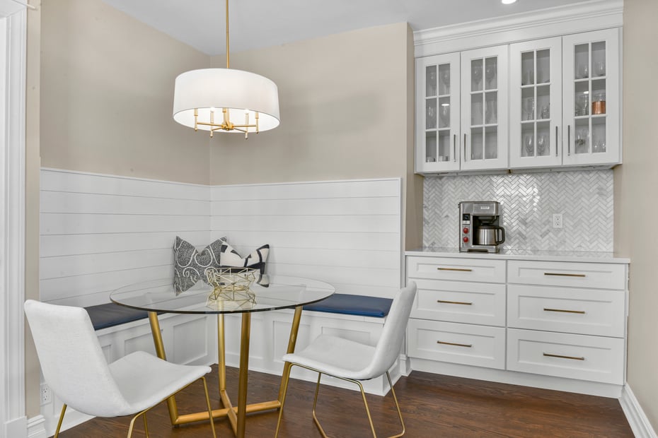 677 James Street Photo 13