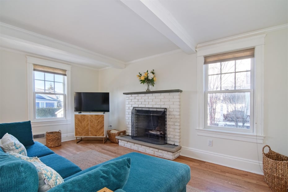 8 Washington Place Photo 4