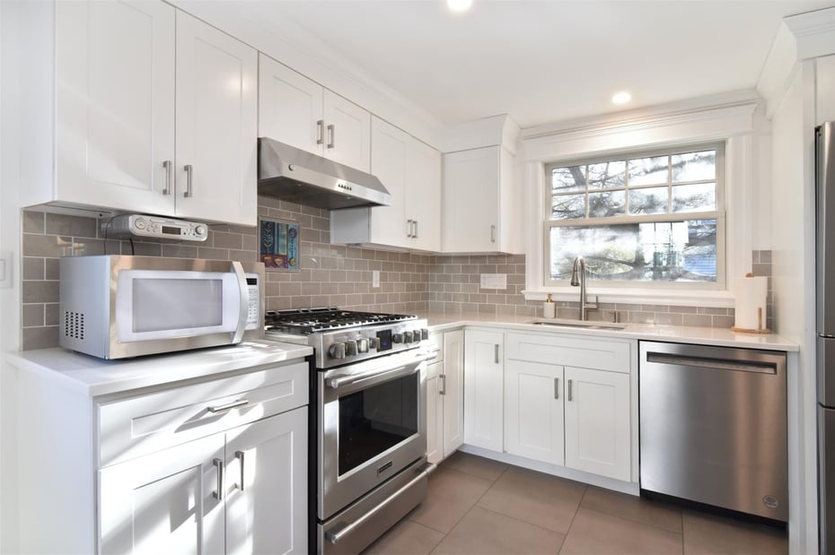 8 Washington Place Photo 6