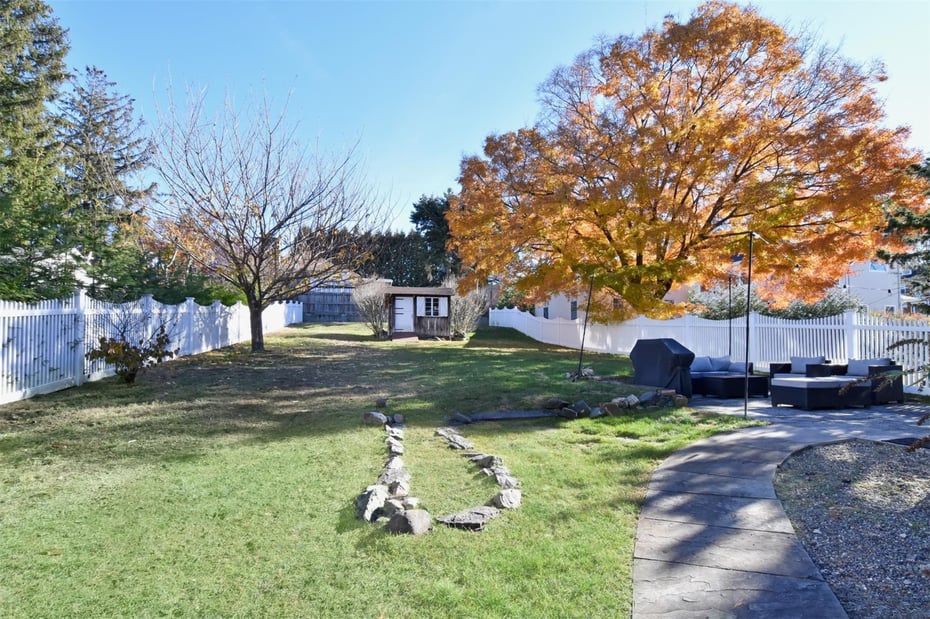 8 Washington Place Photo 19