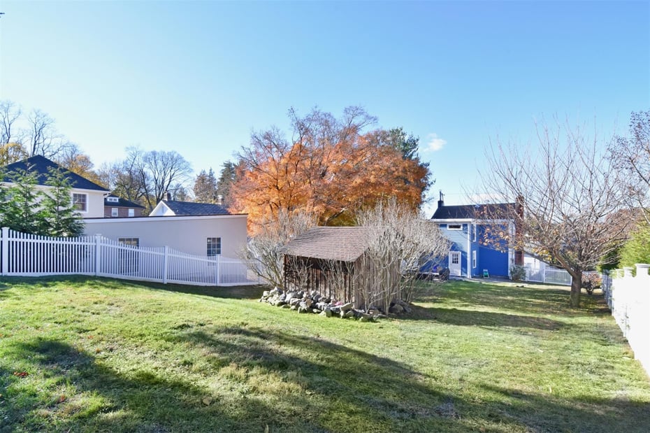 8 Washington Place Photo 21