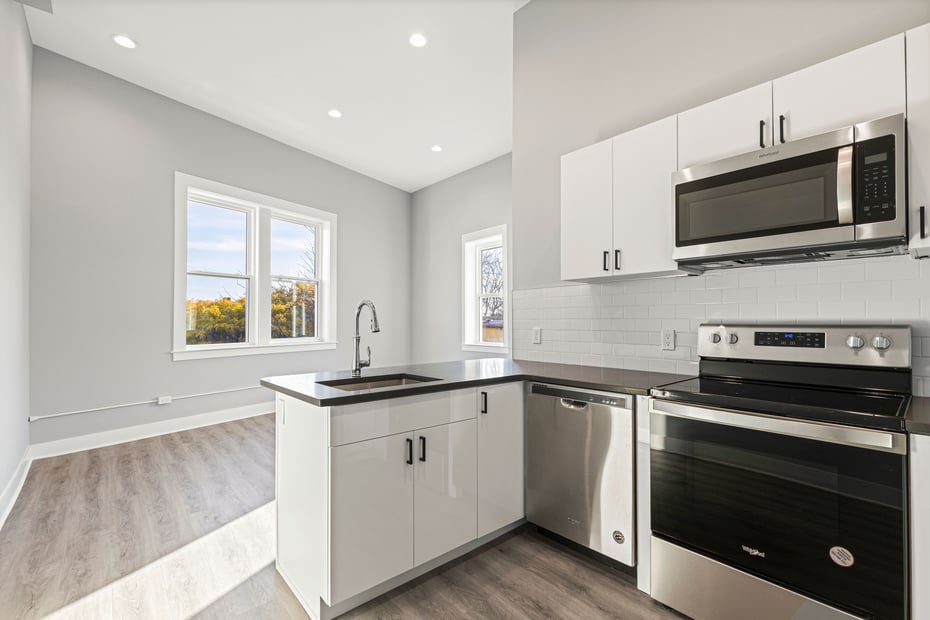 47 Beekman Avenue  #31 Photo 4