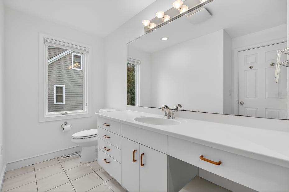 83 Old North Road Photo 16