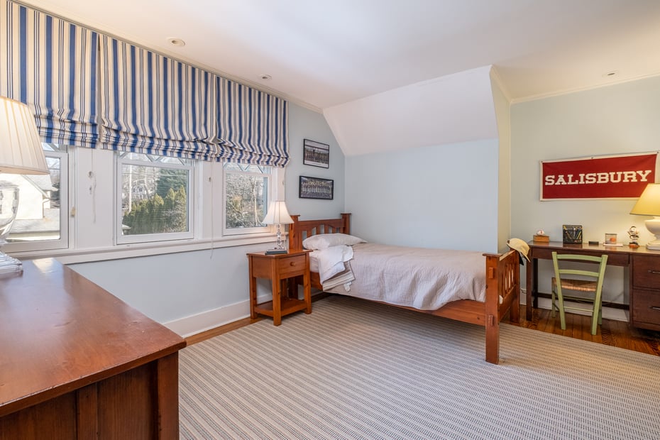 18 Vine Street Photo 32