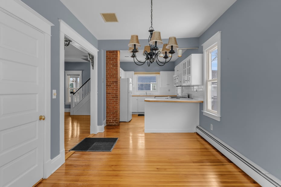 40 Elm Street Photo 16