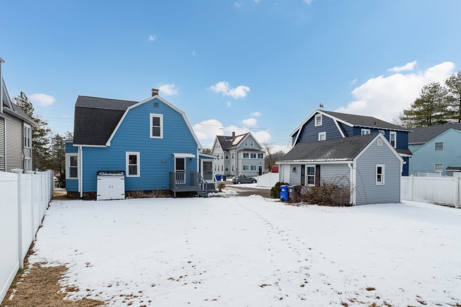 40 Elm Street Photo 22