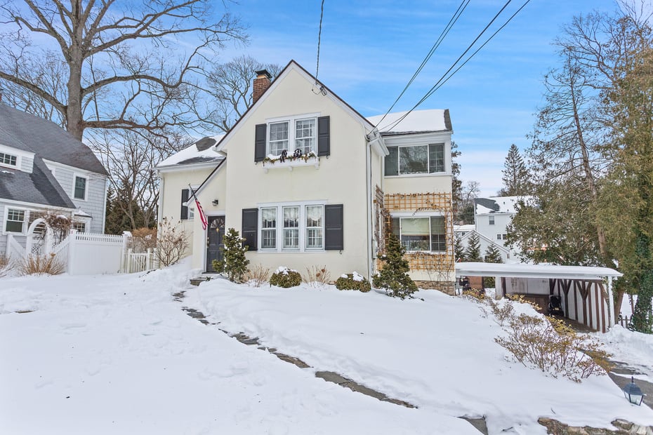 17 Sunnyside Avenue Photo 1