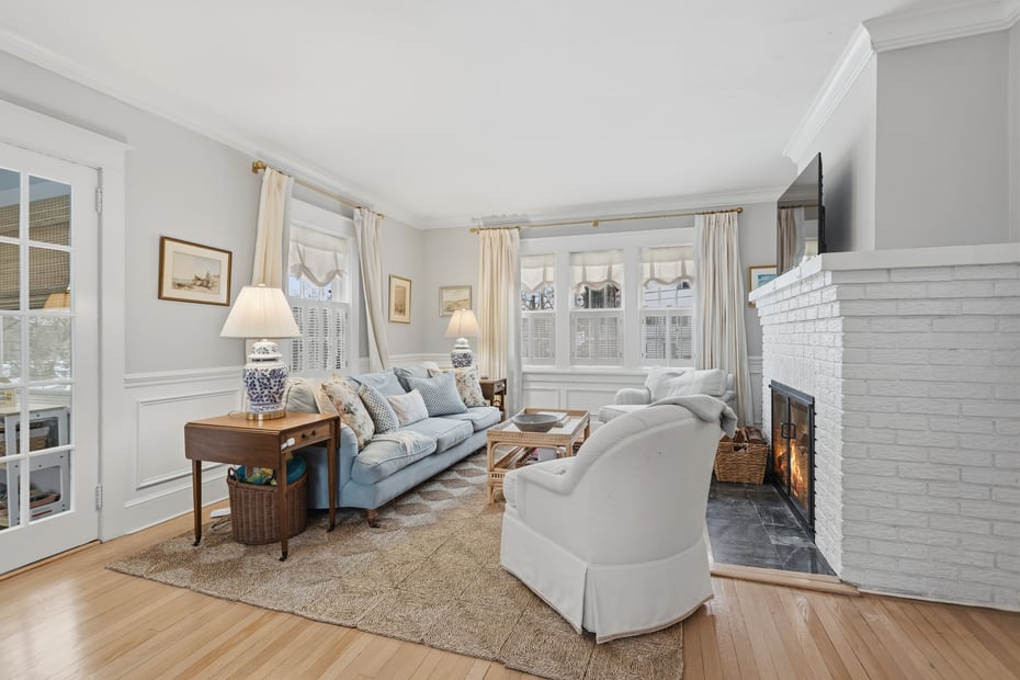 17 Sunnyside Avenue Photo 6