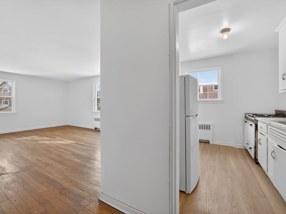 751 N Broadway  #2D Photo 5