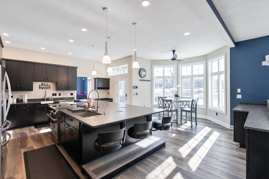 36 & 36R Holly Circle Photo 9