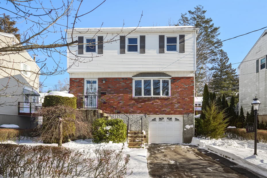 192 Helena Avenue Photo 1