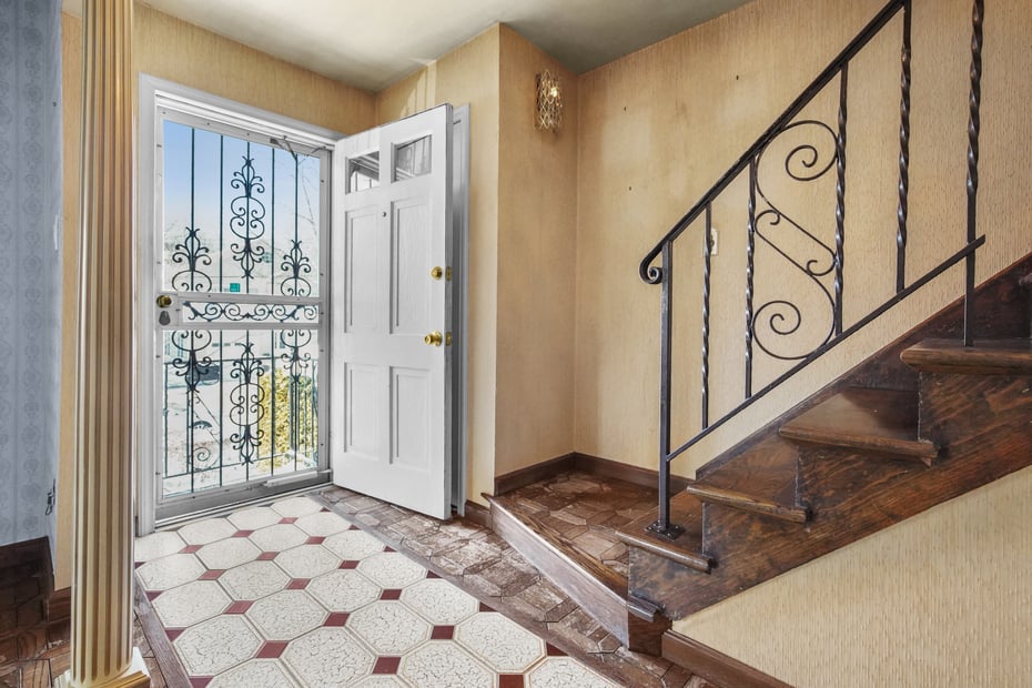 192 Helena Avenue Photo 3