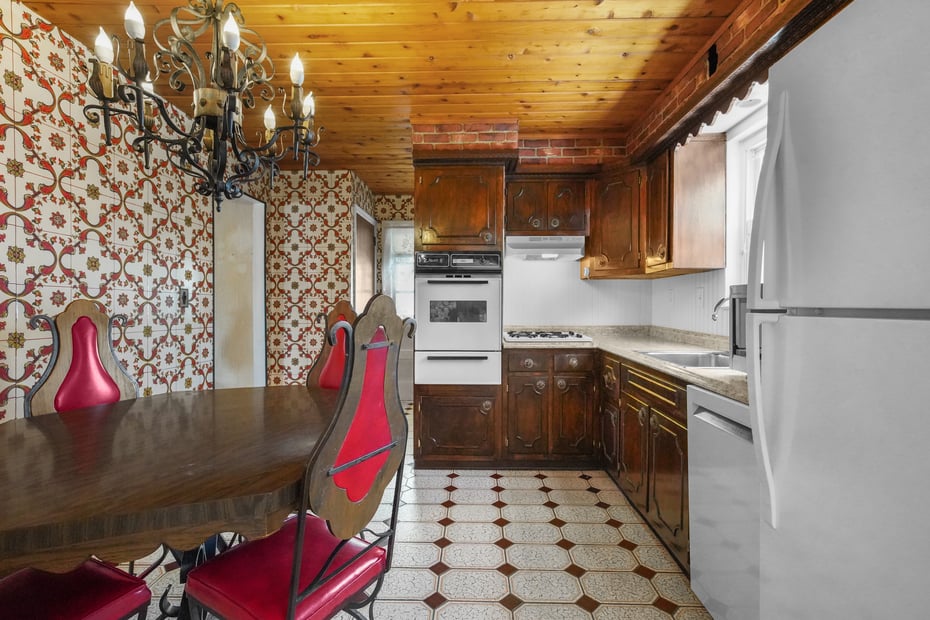 192 Helena Avenue Photo 9