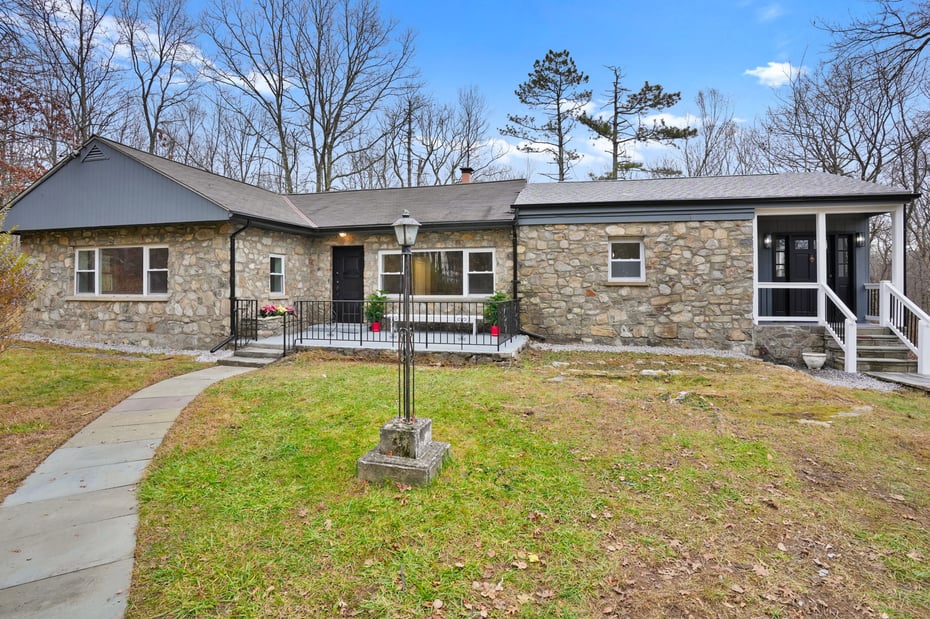 517 E Mountain Road N  #515-517 Photo 28