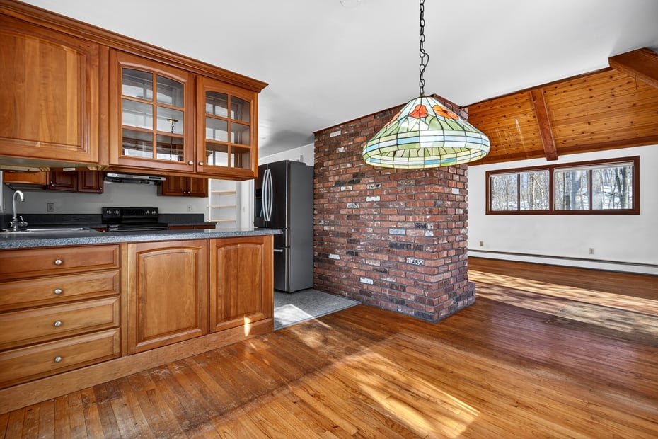 18 Deer Path Lane Photo 7