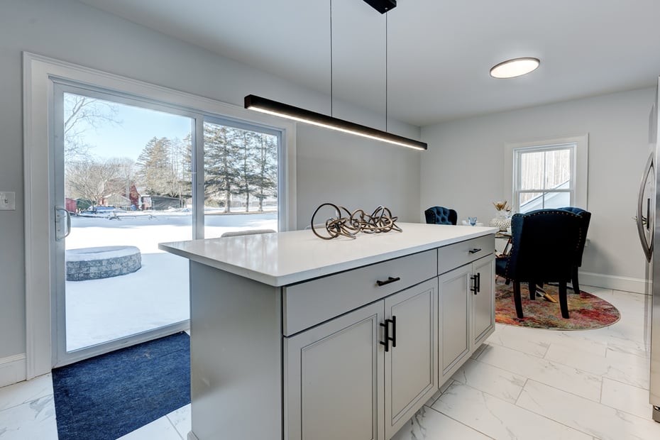 76 Griffin Road Photo 8