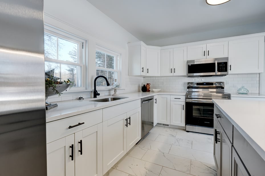 76 Griffin Road Photo 7