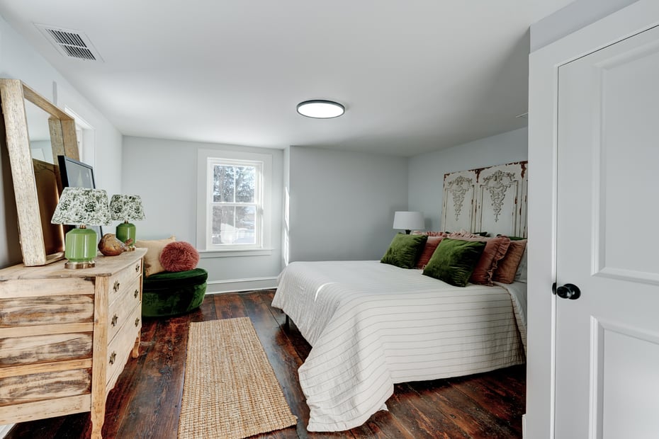 76 Griffin Road Photo 22