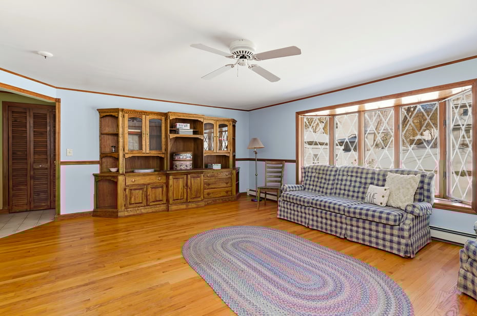 98 Wheeler Lane Photo 13