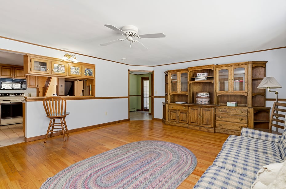 98 Wheeler Lane Photo 14