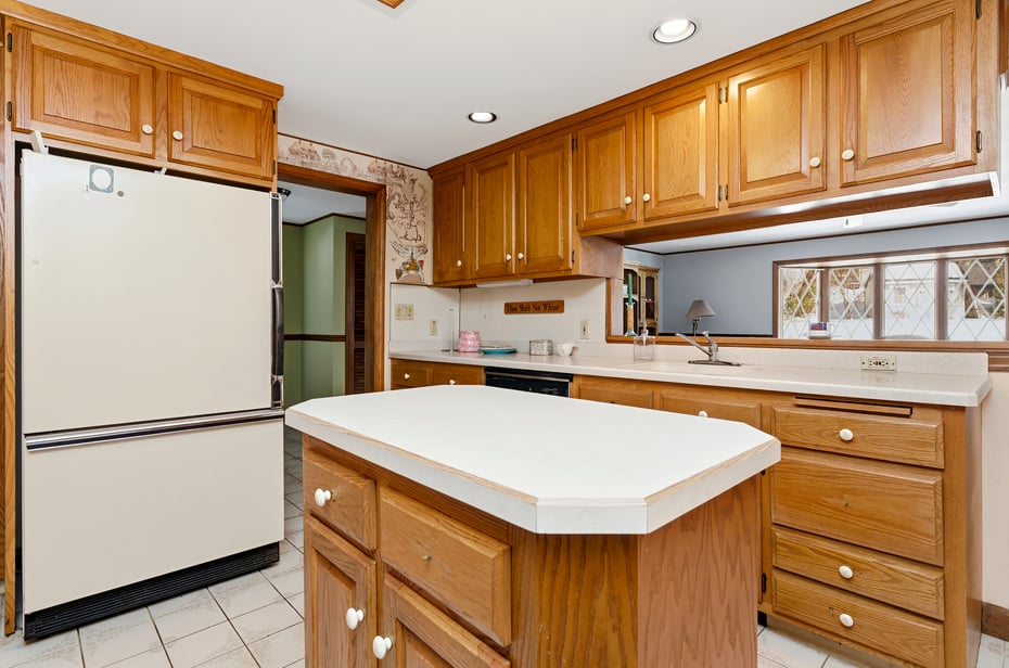 98 Wheeler Lane Photo 19