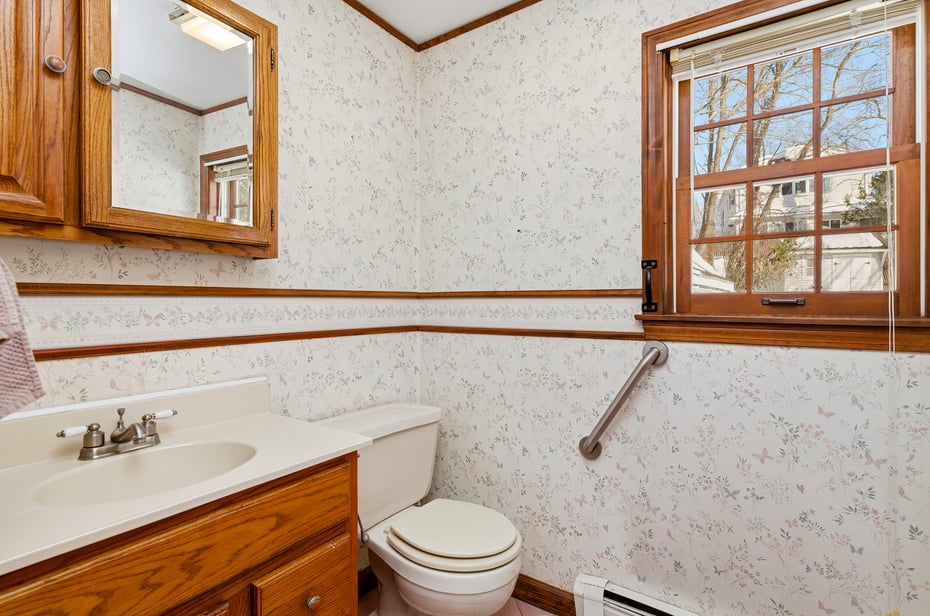 98 Wheeler Lane Photo 21