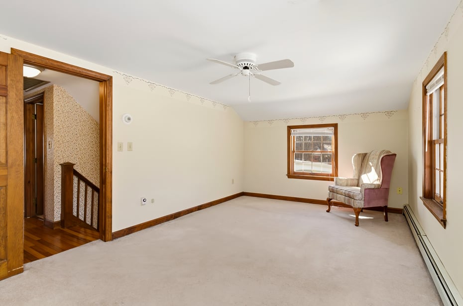 98 Wheeler Lane Photo 25