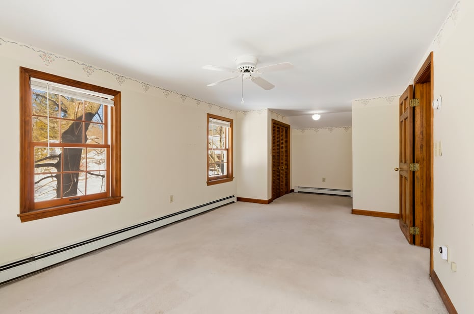 98 Wheeler Lane Photo 26