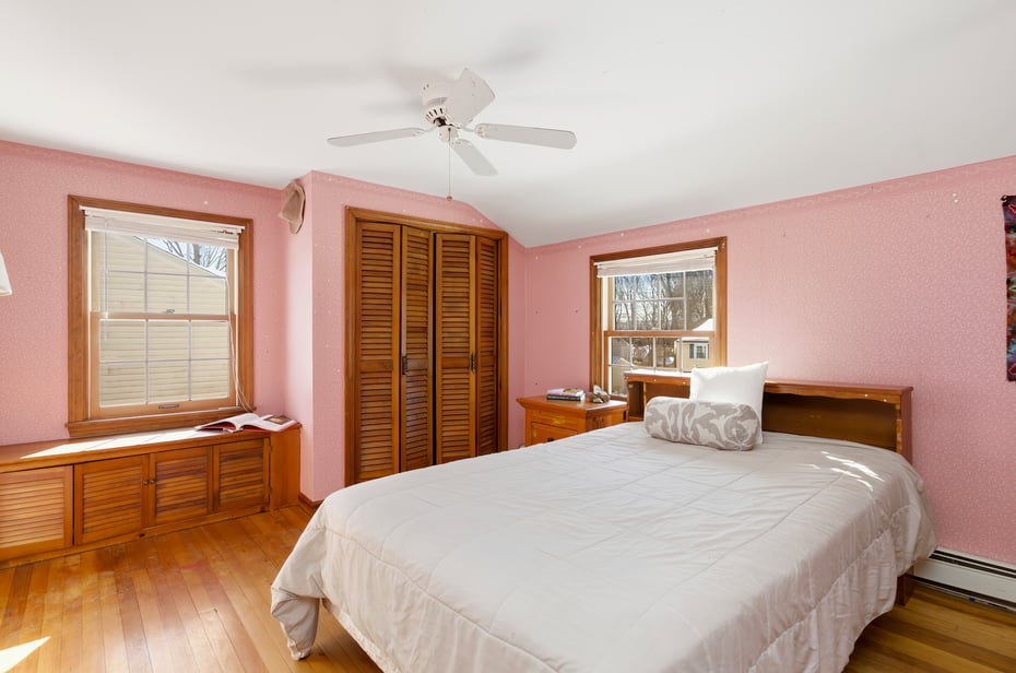 98 Wheeler Lane Photo 27