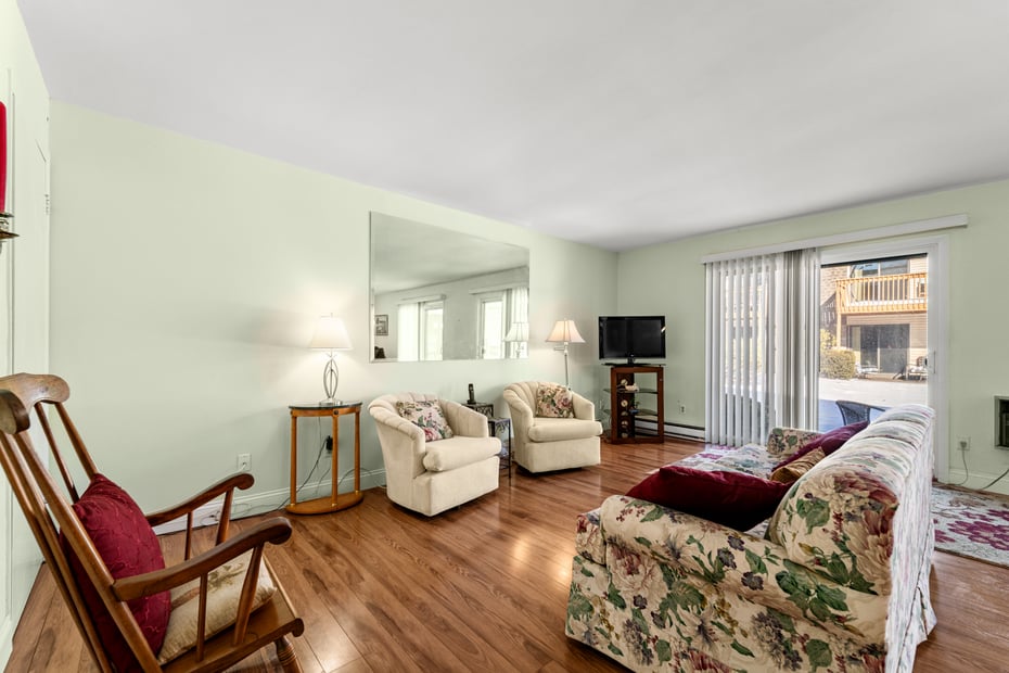 180 Colonial Road  #APT A2 Photo 9