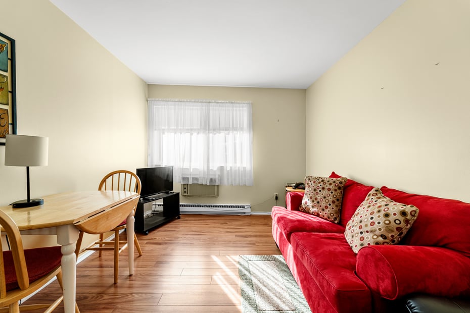 180 Colonial Road  #APT A2 Photo 22