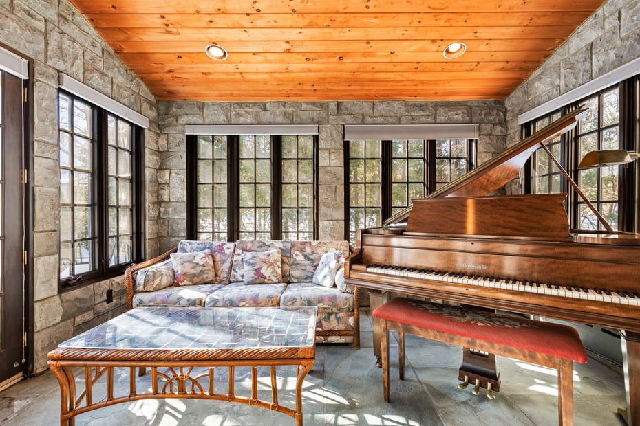 46 Fenimore Road Photo 11