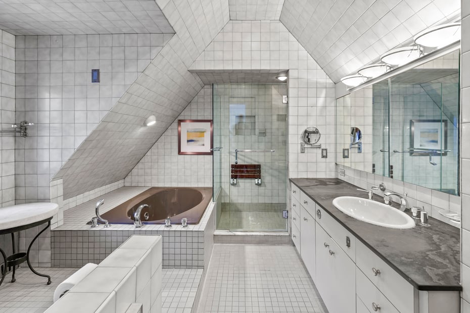 46 Fenimore Road Photo 17