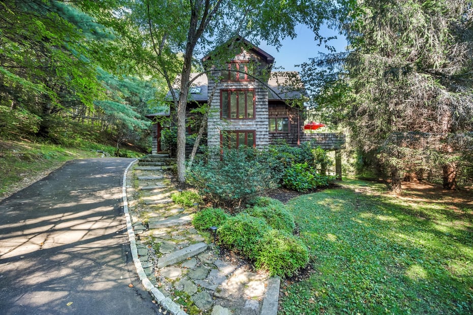 233 Sharon Goshen Turnpike Road Photo 3