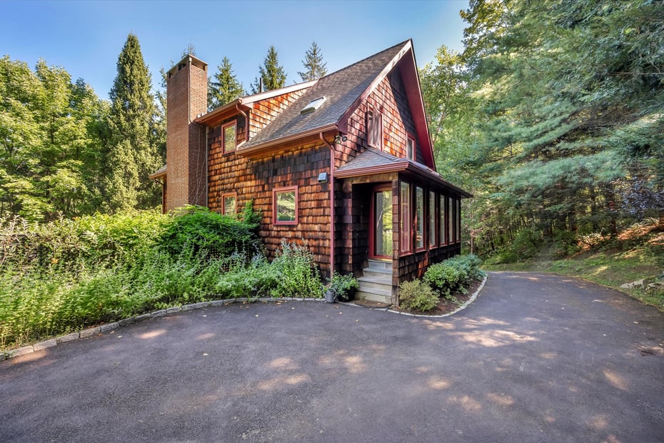 233 Sharon Goshen Turnpike Road Photo 6