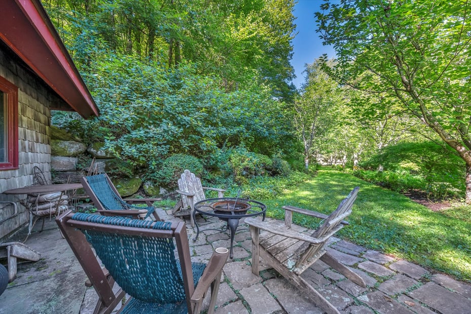 233 Sharon Goshen Turnpike Road Photo 28