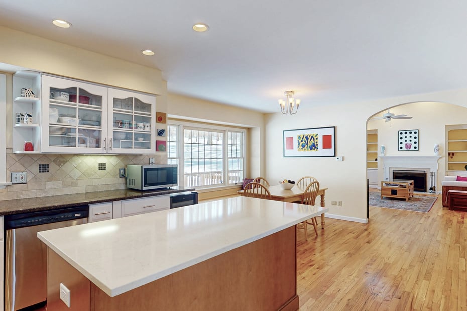 183 Coachmans Drive Photo 10