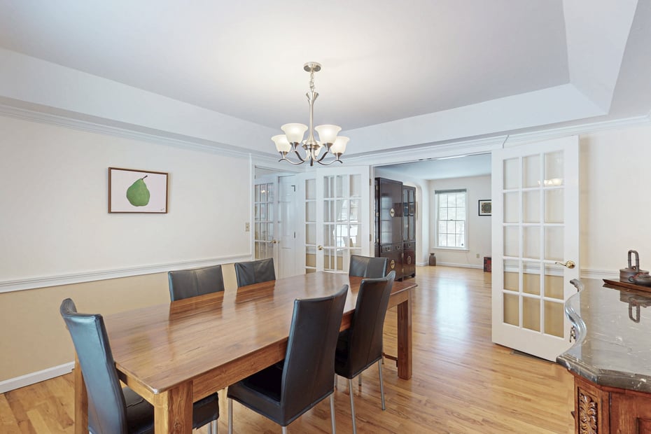 183 Coachmans Drive Photo 12