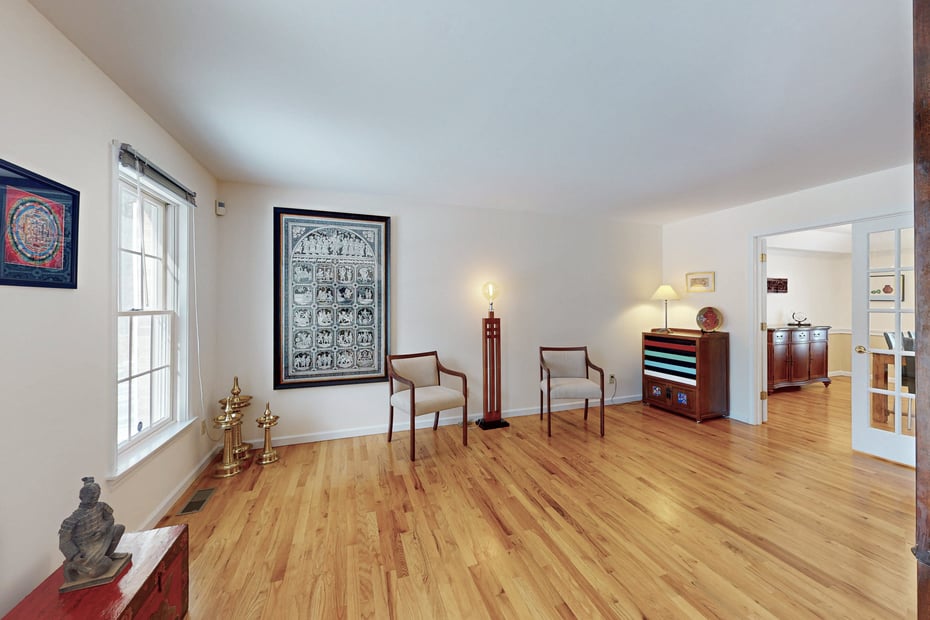 183 Coachmans Drive Photo 17