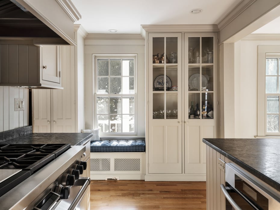 44 South Street Photo 8