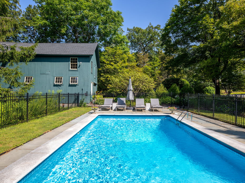 44 South Street Photo 37