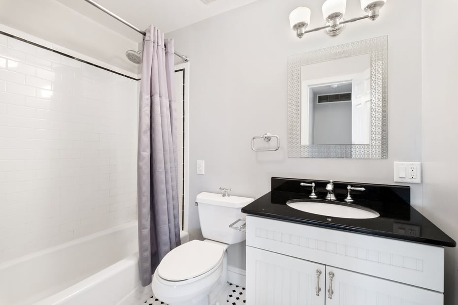 66 Middle Road Photo 20