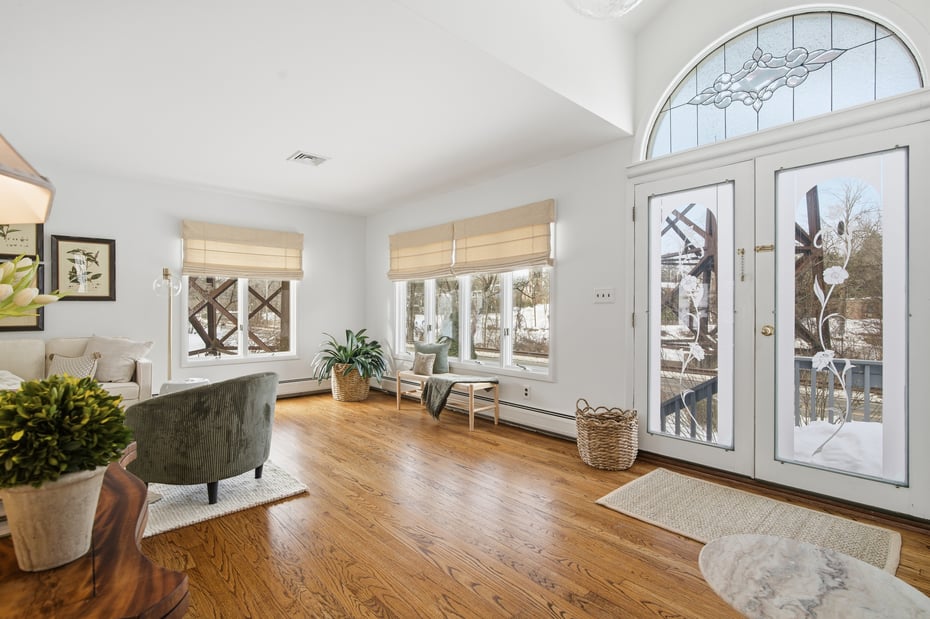 23 Ferdon Avenue Photo 3