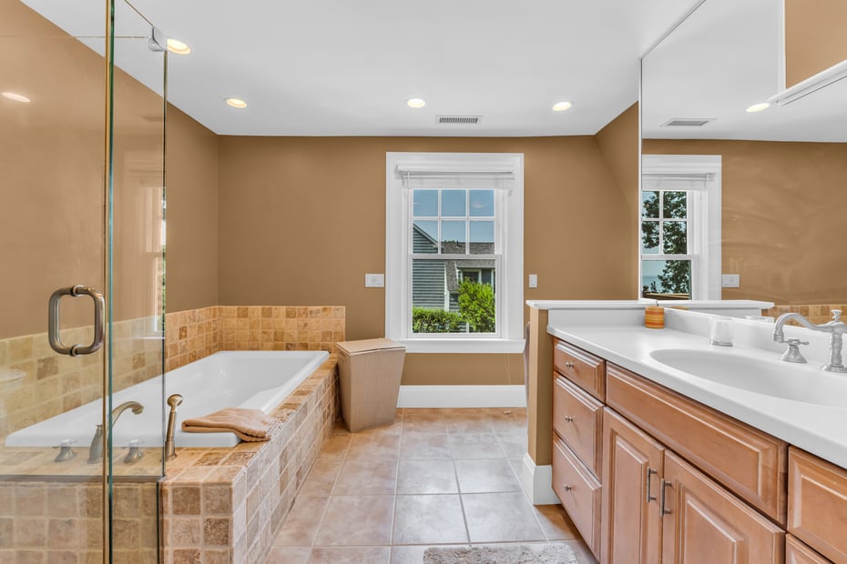 55 Shore Road Photo 18