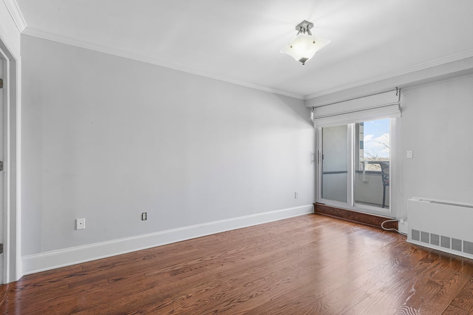 701 Pelham Road  #5M Photo 16