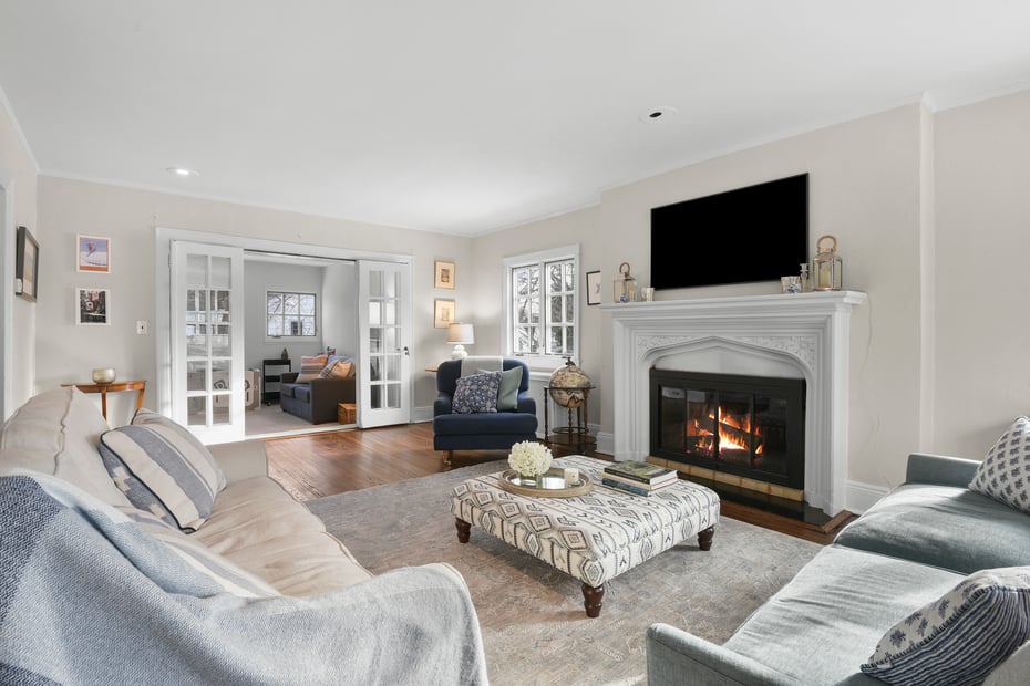 23 Lyons Place Photo 5