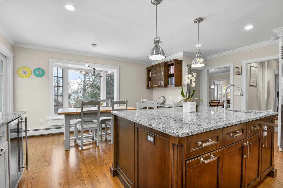 23 Lyons Place Photo 15