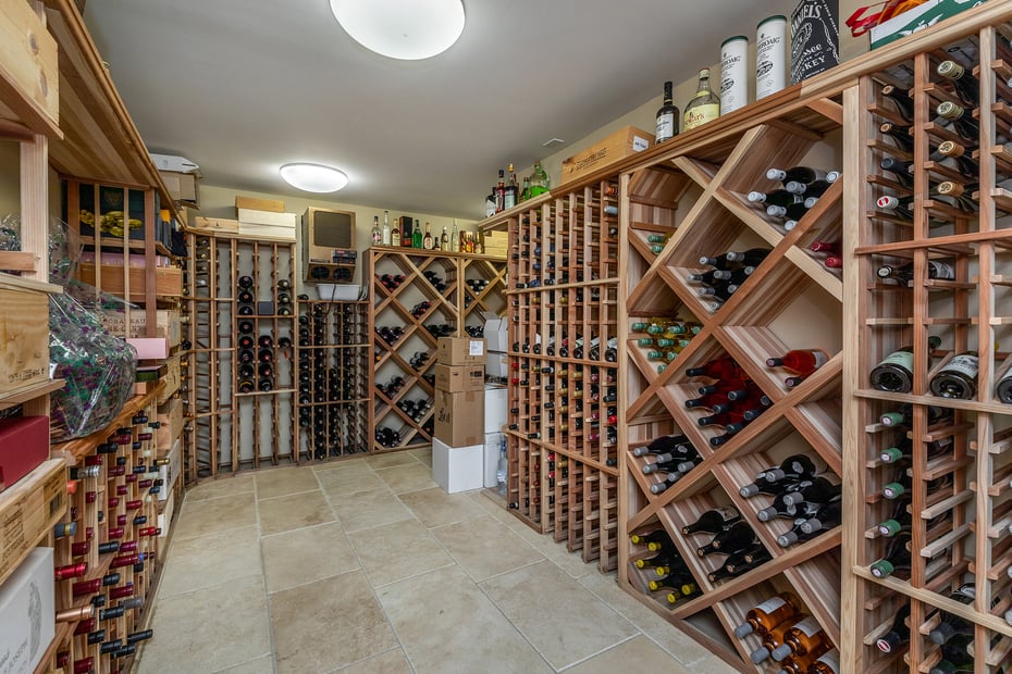 2 Great Elm Drive Photo 33