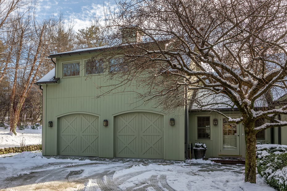 2 Great Elm Drive Photo 34