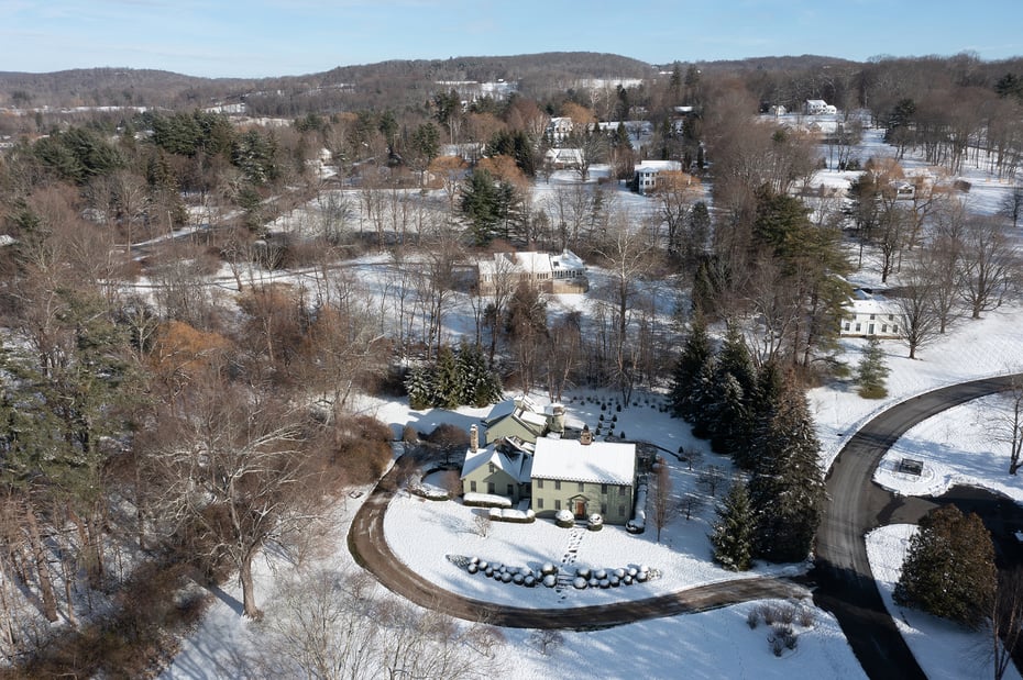 2 Great Elm Drive Photo 35